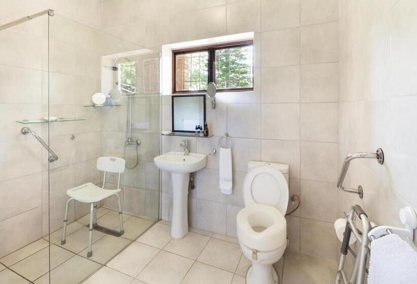 Номер Стандарт Адаптированный для Инвалидов, Summer Place Guest House