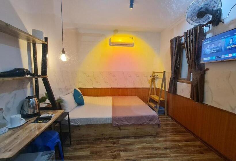 اتاق سوپریور با تخت بزرگ, Banana Homestay