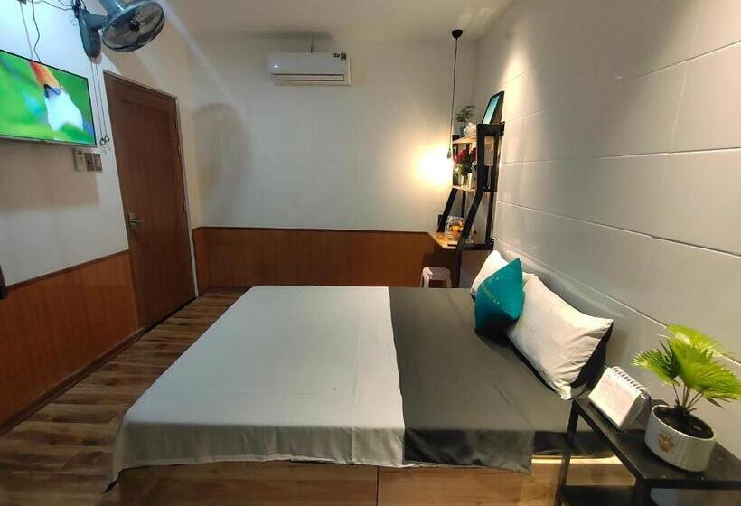 اتاق سوپریور با تخت بزرگ, Banana Homestay