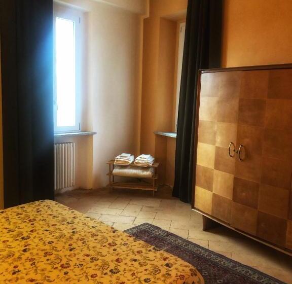 اتاق استاندارد, I Tre Merli