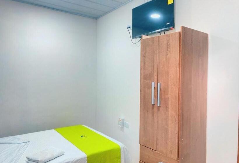 اتاق استاندارد یک نفره, Brisas