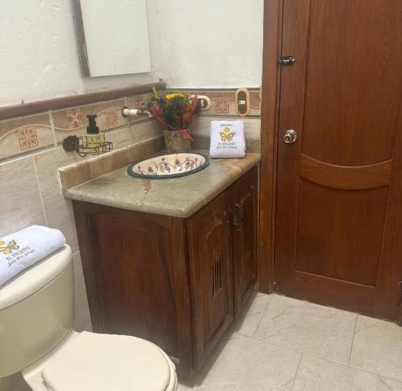 اتاق ساده سه‌ نفره, Hacienda Con Piscina Privada/aire Acondicionado/jacuzzi