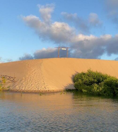 اتاق خانوادگی, Village Calme