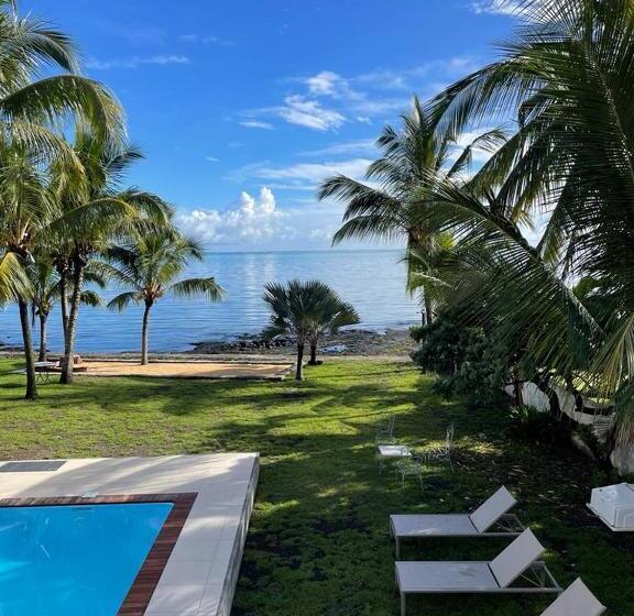 اتاق استاندارد با بالکن, Canari Waterfront Villas