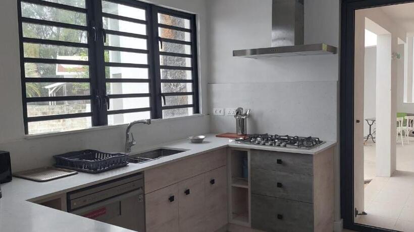 آپارتمان 2 خوابه, Canari Waterfront Villas