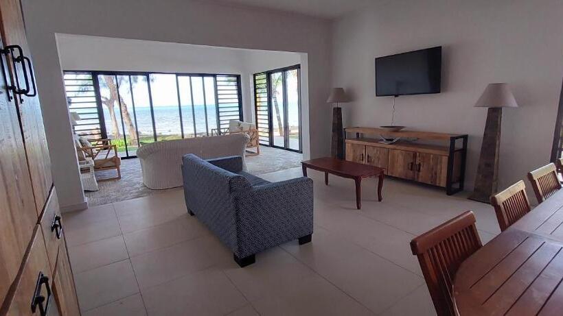 آپارتمان 2 خوابه, Canari Waterfront Villas