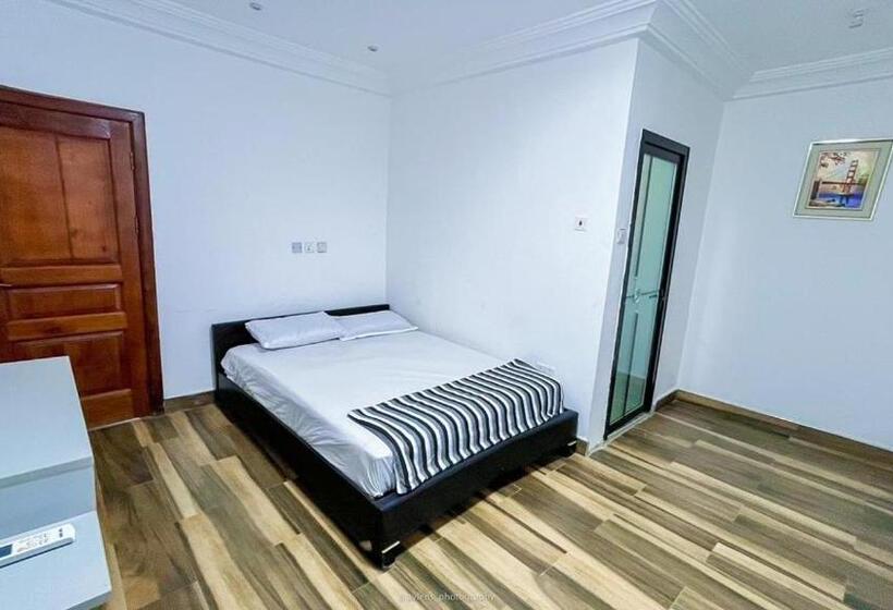 اتاق استاندارد, Private Room In Ashongman   Accra #t001