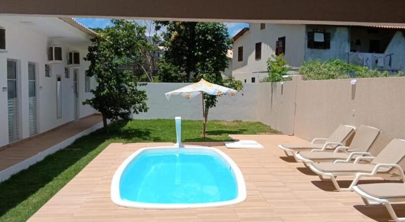 استودیوی لوکس, Suítes Com Piscina Praia Do Forte Tomas