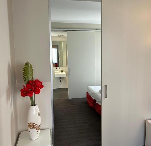 آپارتمان 1 خوابه, Adele Apartment Hotel East Melbourne