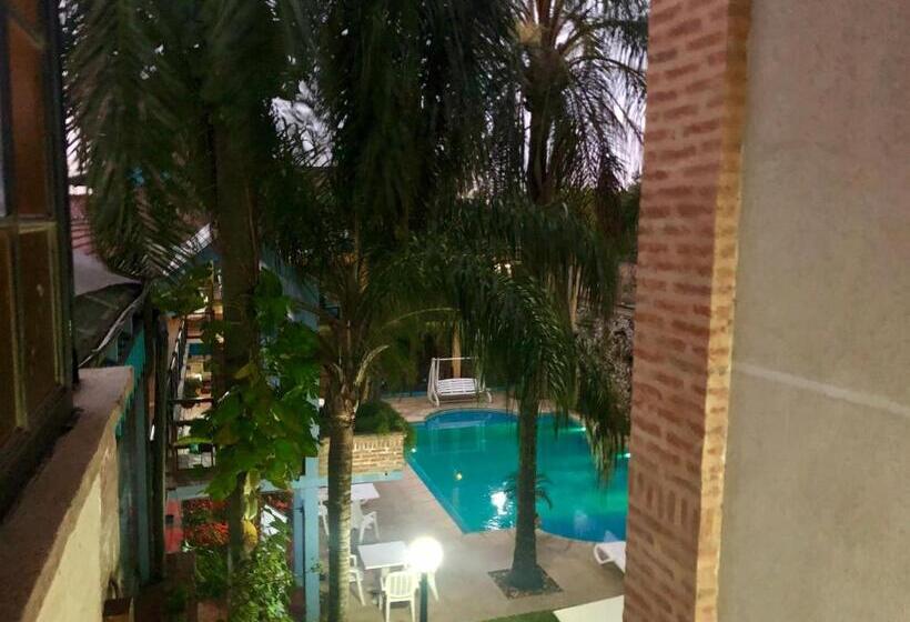 آپارتمان 1 خوابه با چشم‌انداز استخر, Aguamarina Spa Y Apart