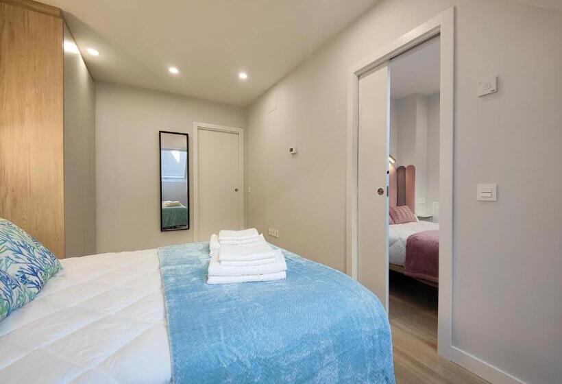1 Bedroom Penthouse Apartment, Apartamentos Centro Oviedo Caveda