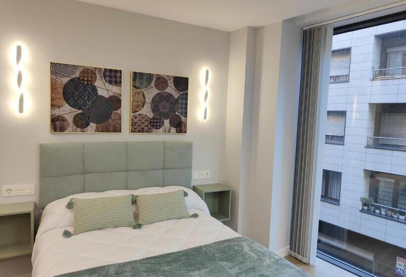 استودیوی لوکس, Apartamentos Centro Oviedo Caveda