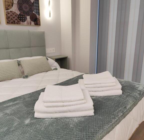 استودیوی لوکس, Apartamentos Centro Oviedo Caveda