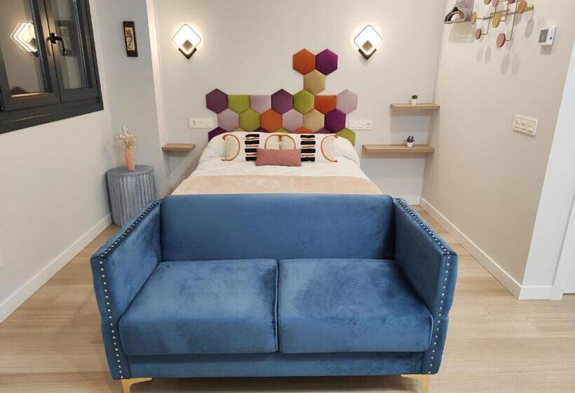 سوییت لوکس, Apartamentos Centro Oviedo Caveda