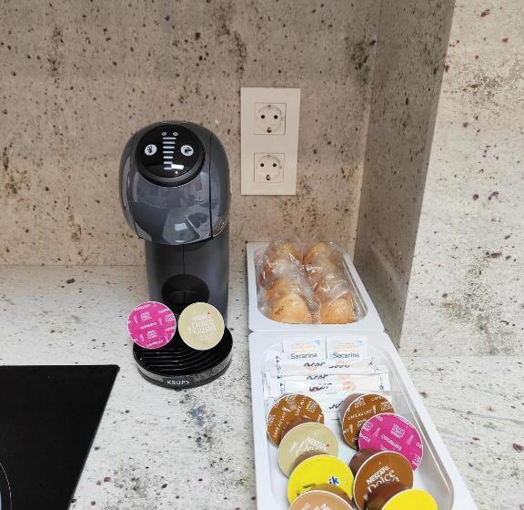 استودیوی استاندارد, Apartamentos Centro Oviedo Caveda