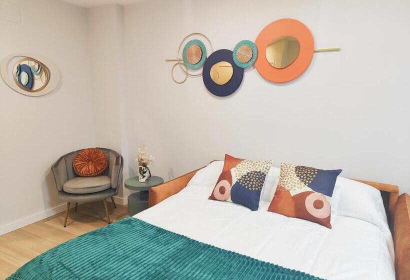 1 Bedroom Penthouse Apartment, Apartamentos Centro Oviedo Caveda