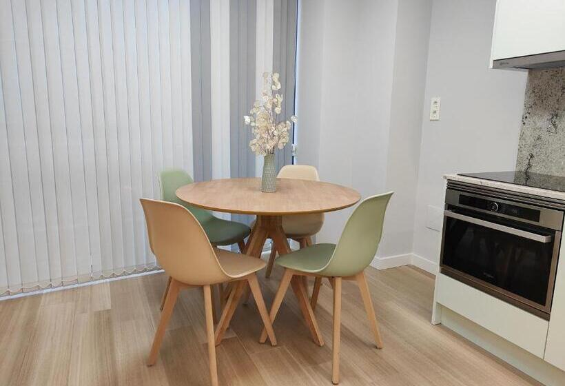 استودیوی لوکس, Apartamentos Centro Oviedo Caveda