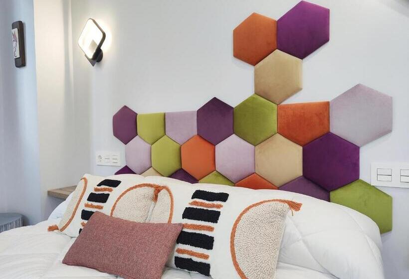 سوییت لوکس, Apartamentos Centro Oviedo Caveda
