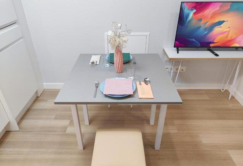 سوییت لوکس, Apartamentos Centro Oviedo Caveda