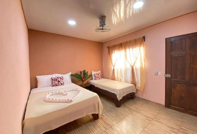 اتاق استاندارد سه نفره, Cabinas Agamy