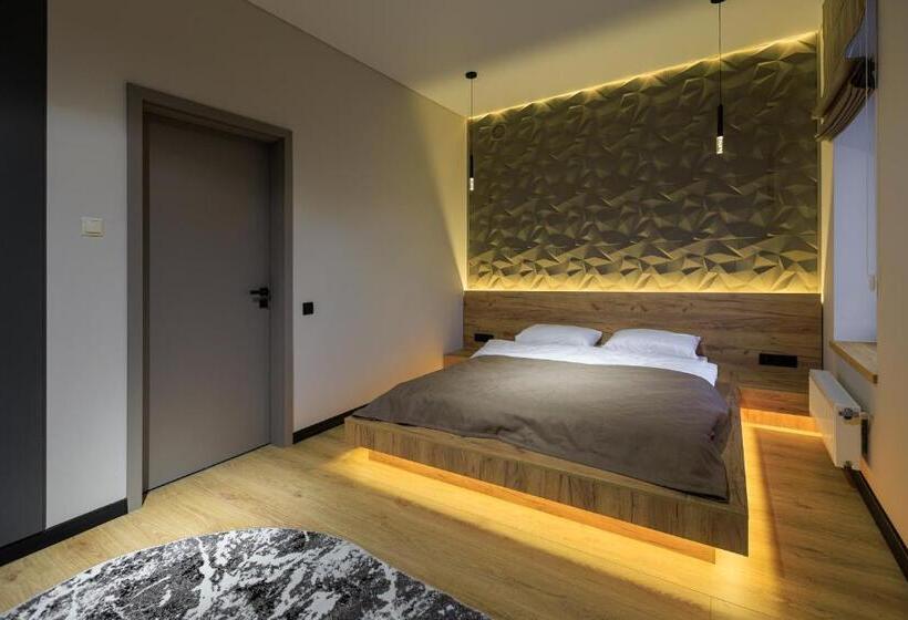 اتاق لوکس, Discovery Garden Apartments