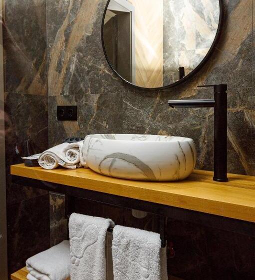 اتاق استاندارد, Discovery Garden Apartments