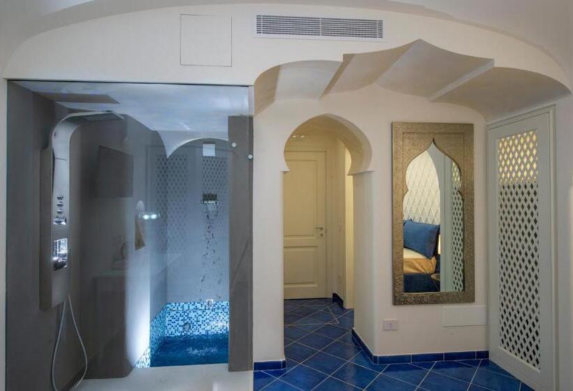 اتاق لوکس با بالکن و چشم‌انداز دریا, Holidays Dream Praiano