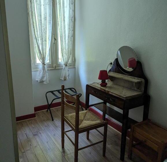 اتاق استاندارد, Auberge Des Pins