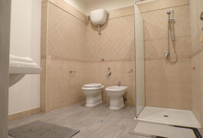 اتاق استاندارد با چشم‌انداز کوهستان, Casa Di Nonna Margherita