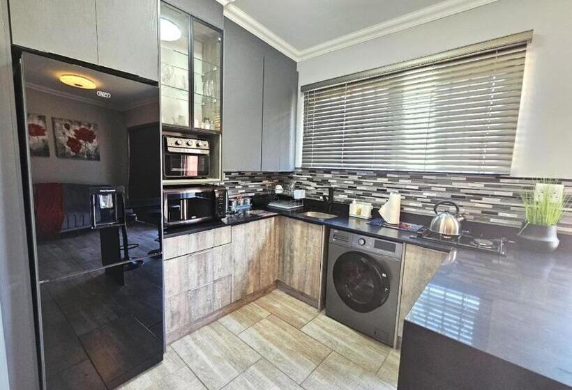اتاق استاندارد, De Oude Sleeper Inn 1 Flat