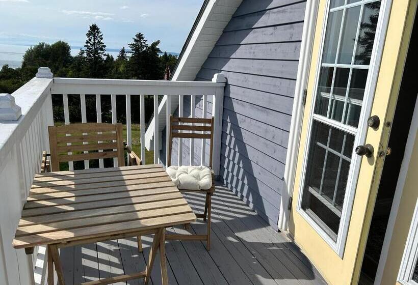 Deluxe Suite Sea View, Tides Inn Guest Suites