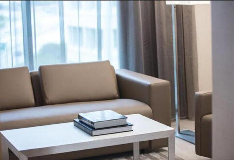 اتاق اجرایی با تخت بزرگ, Ac Hotel By Marriott San Jose Downtown