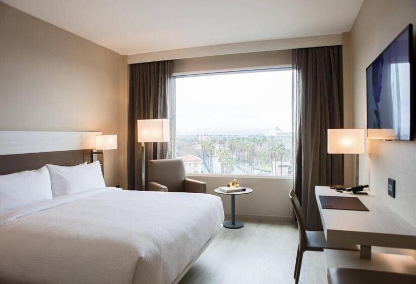 اتاق استاندارد با تخت بزرگ برای معلولان, Ac Hotel By Marriott San Jose Downtown