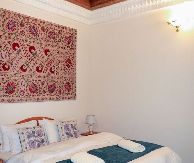 اتاق استاندارد, Salom Inn