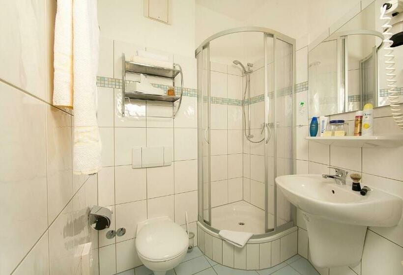 اتاق استاندارد, Garni Eden Hotels
