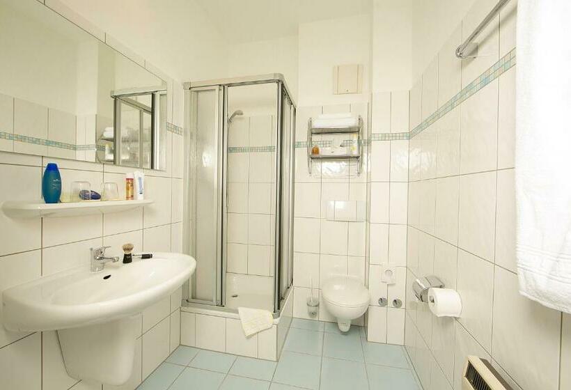 اتاق استاندارد, Garni Eden Hotels