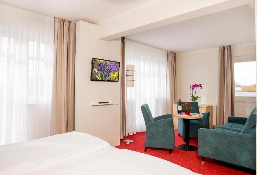 سوییت جونیور, Garni Eden Hotels