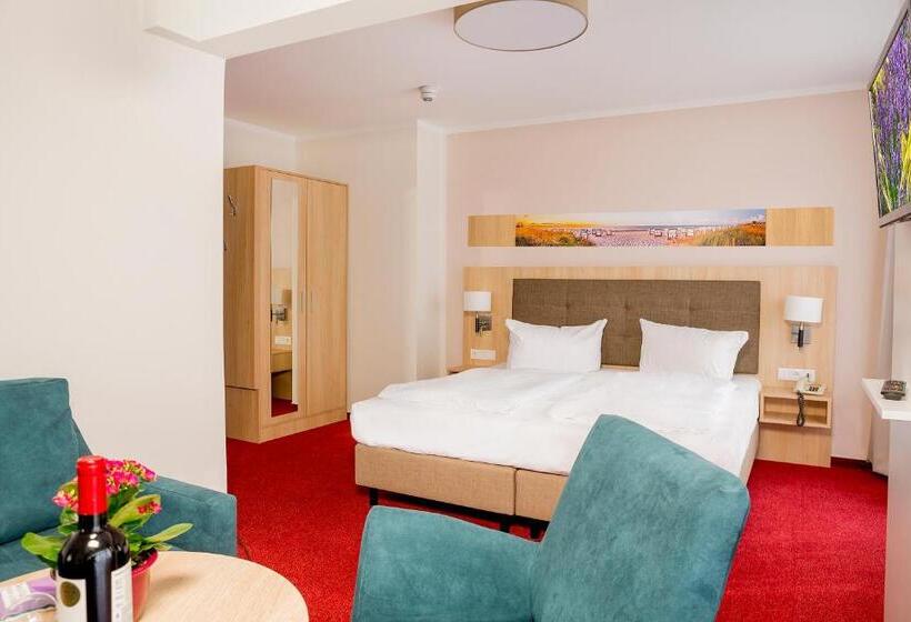 سوییت جونیور, Garni Eden Hotels