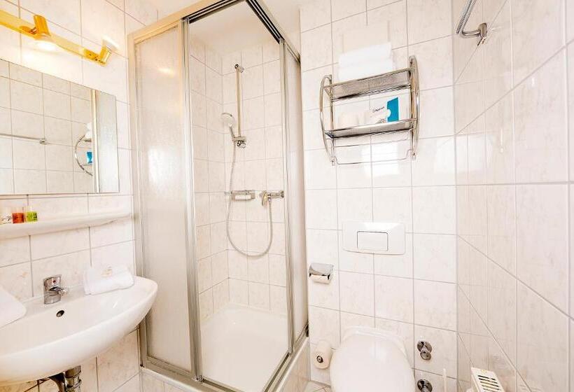 اتاق راحتی, Garni Eden Hotels