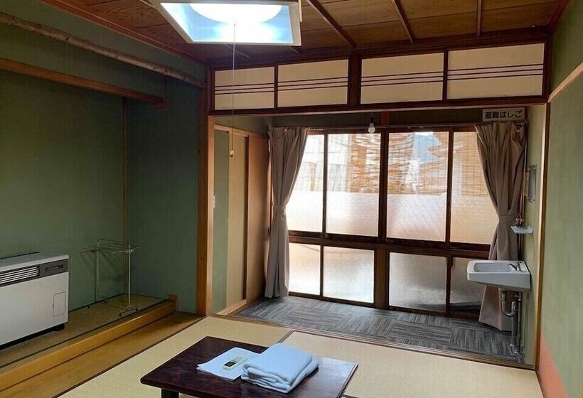 اتاق عادی, Zen Hostel