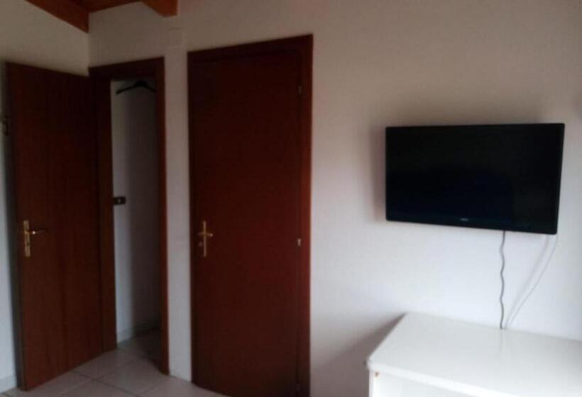 اتاق استاندارد, Bed & Breakfast Suite