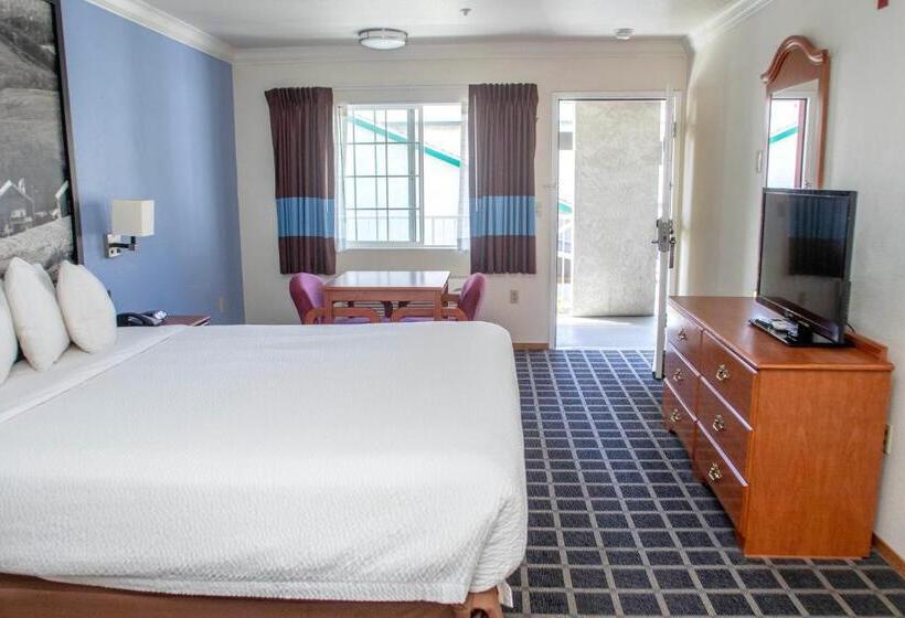 اتاق استاندارد با تخت بزرگ, Creekside Inn & Suites