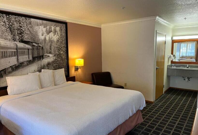 استودیوی سوپریور, Creekside Inn & Suites
