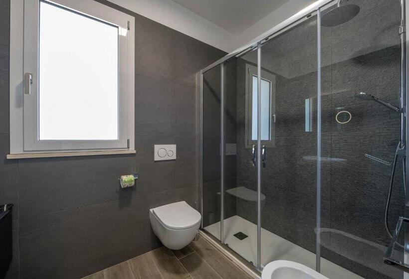 آپارتمان 1 خوابه با بالکن, Residence Leomare