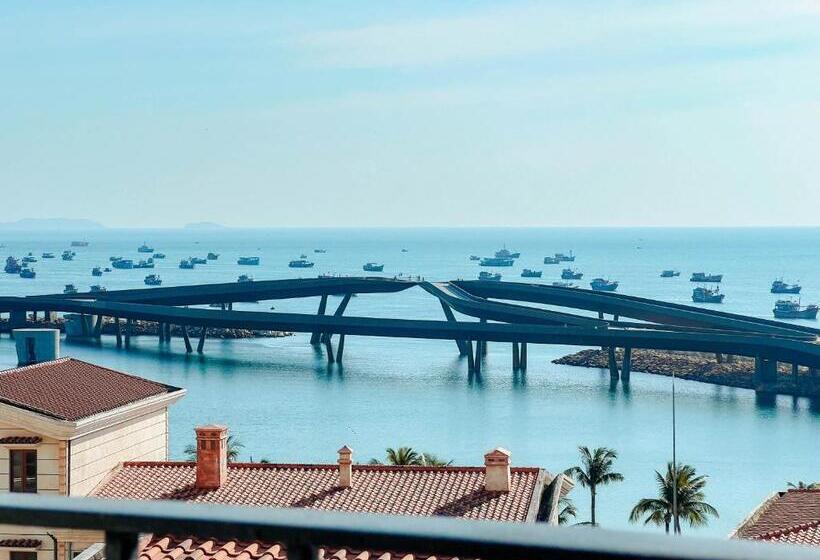 اتاق سه نفره دلوکس با چشم‌انداز دریا, Sea Sunset Hotel Phu Quoc   Welcome To A Mixing World Of Friends