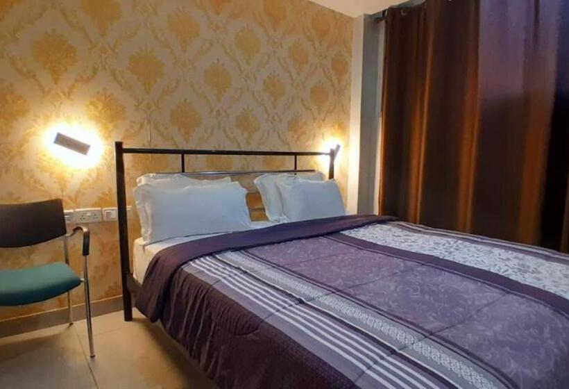 1 Bedroom Apartment City View, Ark Hotel Apartments