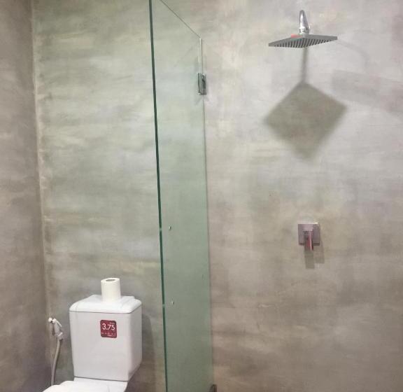 اتاق لوکس با چشم‌انداز استخر, Chhouy Vathna Angkor Boutique
