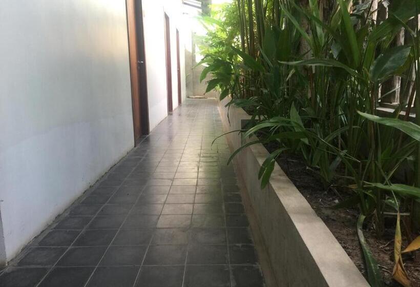 اتاق لوکس با چشم‌انداز استخر, Chhouy Vathna Angkor Boutique
