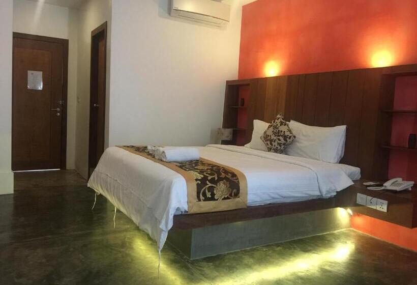 اتاق لوکس با چشم‌انداز استخر, Chhouy Vathna Angkor Boutique