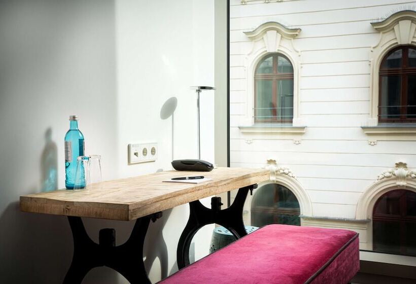 اتاق استاندارد چهار تخته, Elaya Leipzig City Center